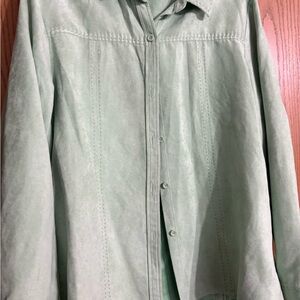 Relativity Light Green Button-Up Top